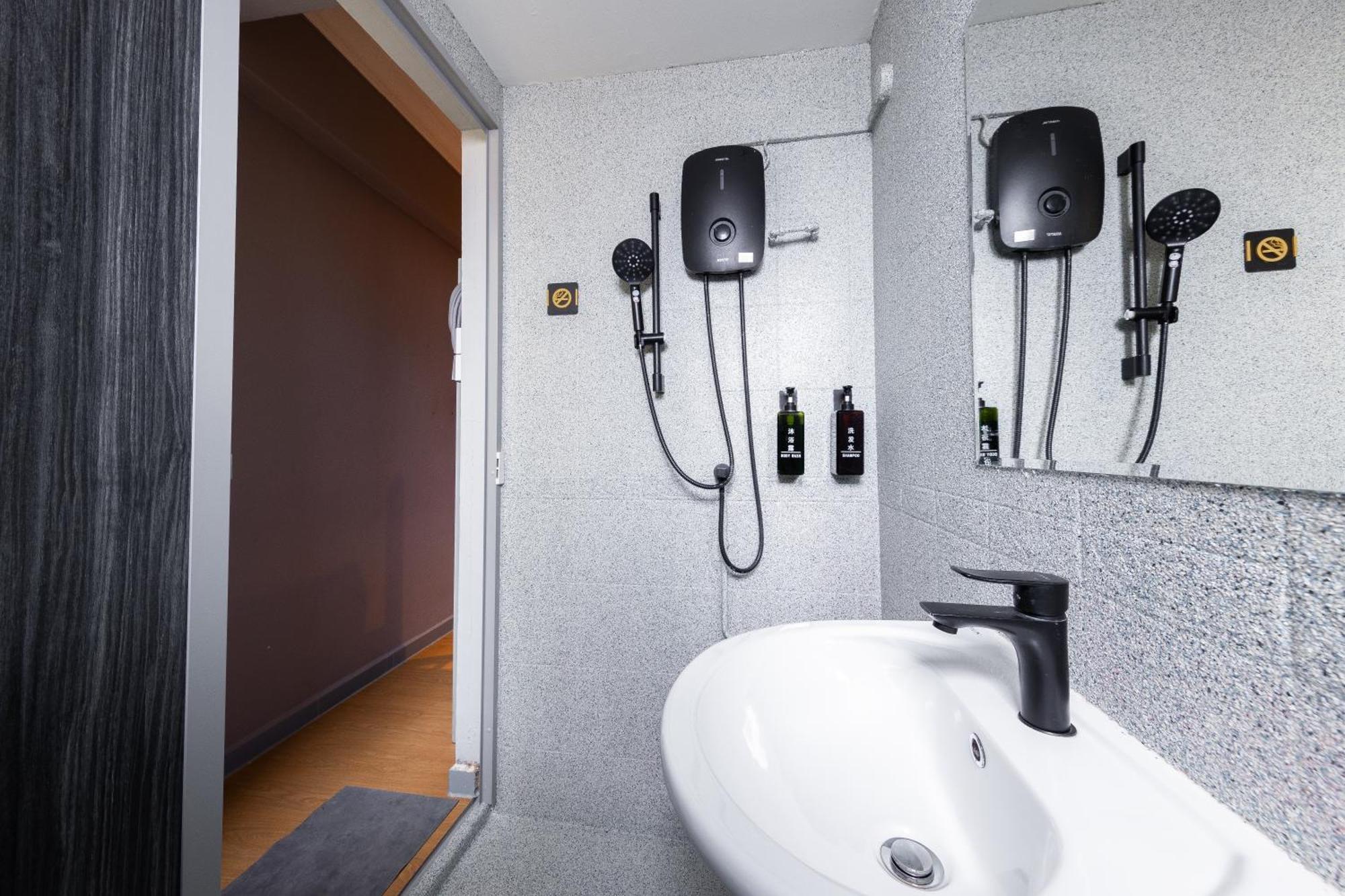 D'Nova Hotel Kallang シンガポール エクステリア 写真